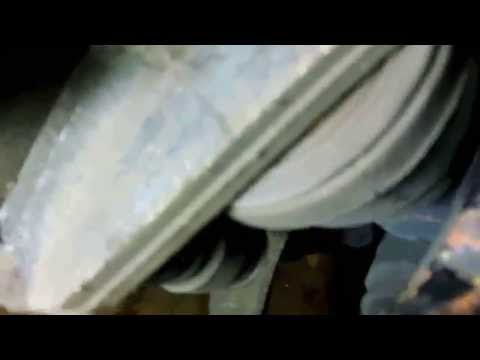 Chrysler Sebring – Replacing Disc Brake Pads