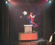 performance Zwarte Piet in Magic Art Center in Bennebroek