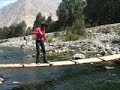 Aventura en Ceneguilla, jhojany y jorge, cruce de puente.AVI Aventura en Ceneguilla, jhojany y jorge, cruce de puente.AVI