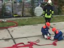 Löschangriff der Jugendfeuerwehr Löschangriff der Jugendfeuerwehr