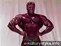 Gunter Schlierkamp posing