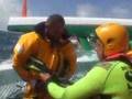 Groupama 3 chavire dans l'océan Pacifique