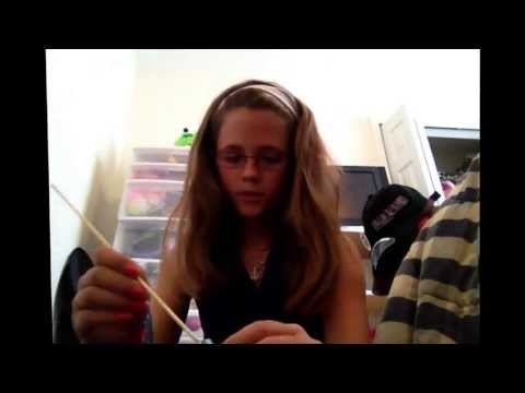 How to make your own glitter loshin! Please comment and subscribe please!!!!