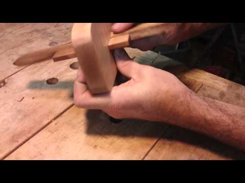 how to use a marking gauge