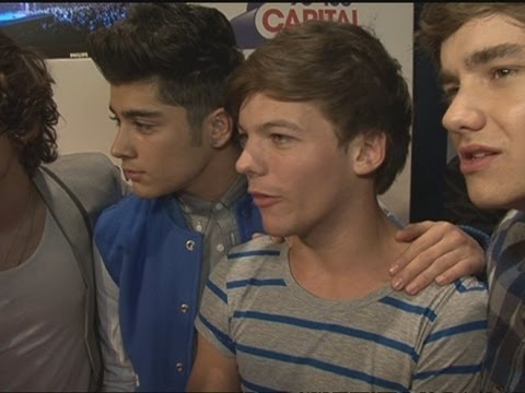 One Direction Fan Fail: Girls end up bursting in on Chico at Dancing On Ice Video