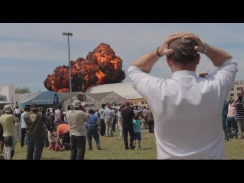 Dramatic footage: Plane crash at Madrid air show