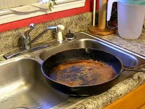 how to remove rust from cast iron