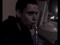 Fumando Narguile .