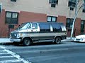 walking along knickerbocker ave in bushwick