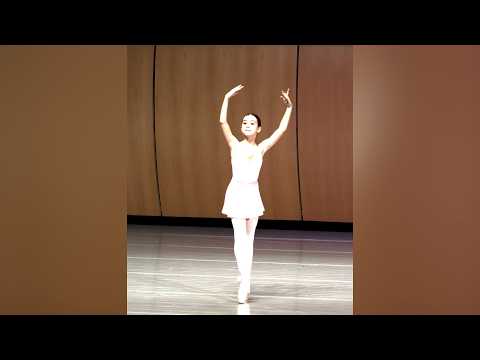 Хелена Велишић и Мина Аћимовић оствариле изванредне резултате на Републичком такмичењу балетских школа Србије