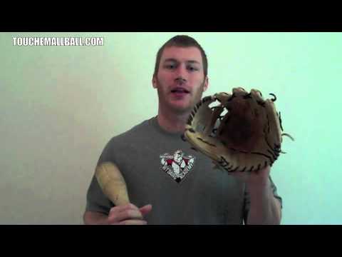 how to oil a baseball glove