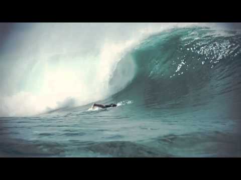the master teaser - It's that time of the year again, when the best surfers in the world meet the best wave in the world. Get ready for the 2012 Billabong Pipeline Masters in Me...