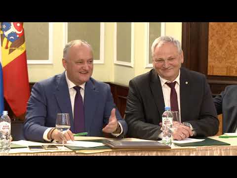 Igor Dodon a avut o întrevedere cu președinții diasporei moldovenești din circa 20 regiuni ale Rusiei