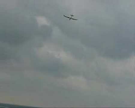 Watch RC Video: 'windy slope flight'