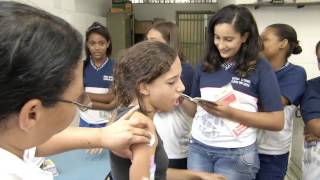 VÍDEO: Meninas com idade entre 11 e 13 anos já podem se vacinar contra o HPV