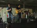 Movimiento Universitario Vida Abundante cantanto en la UCV Parte 2/3