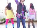 videos de Baila el Chiki-Chiki en la classe de español