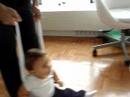 Thomaz - treinando andar Thomaz - treinando andar