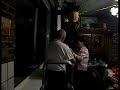 Hij staat al vaak zat op YouTube, maar dat boeit me niet, ik wil hem gewoon ook op m'n eigen channel \o/ Dat verdient een filmpje waardoor ik letterlijk in mn broek pis van het lachen. Anyway, geniet van kessemus in Rotterdam!NB: Niet geschikt voor mensen van de Bond tegen het Vloeken.