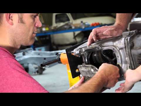 Dismantling and cleaning the Muncie transmission, part 1 - The Build