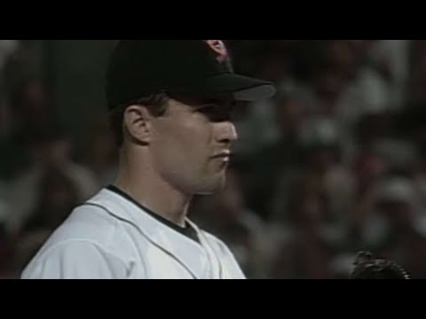 Video: Moose picks up win in Ripken's historic game