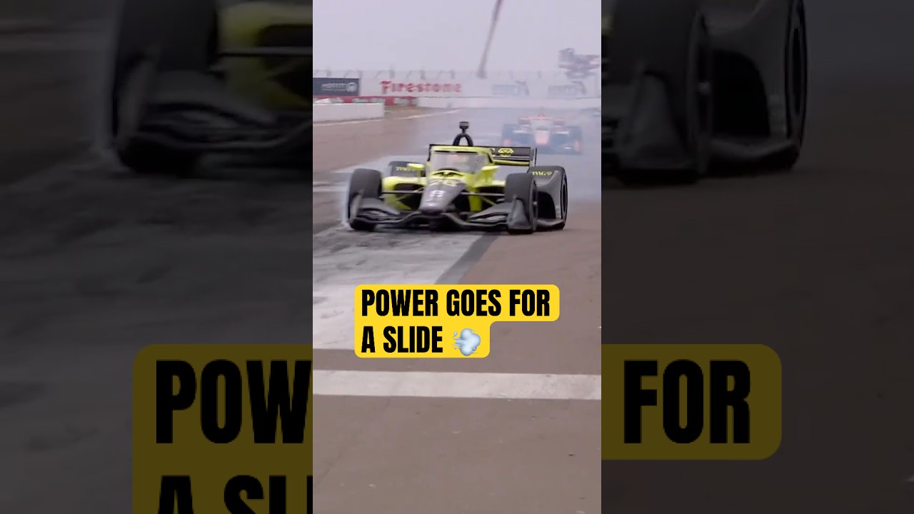 Juuuust a little lockup for Will Power 💨 #indycar #racing #stpetersburg #willpower