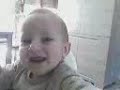 teo dans sa chaise