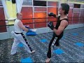 THAI BOXING, HACIENDO PAOS CON JAVI, GIMNASIO NORU THAI BOXING, HACIENDO PAOS CON JAVI, GIMNASIO NORU