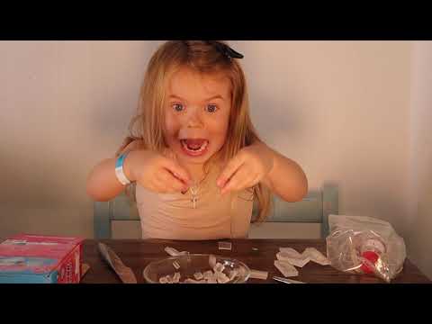 Laver sæbe med Soap Factory mini kit