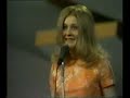 Eva Sršen performind 