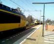 Loc 1714 + DD-AR vertrekt vanaf Station Voorhout