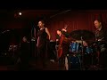 Shelly Goldstein performs Rubber Duckie