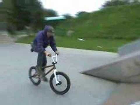 James Reynolds Bmx session at ...