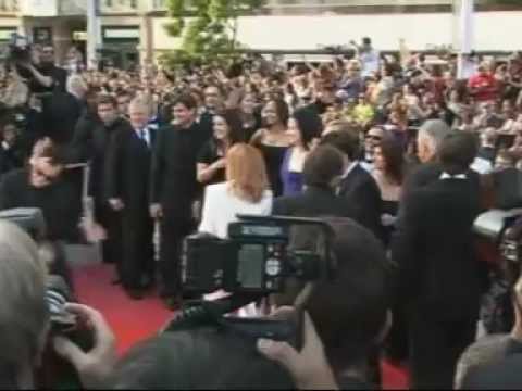 Inglourious Basterds director Quentin Tarantino dancing badly Video