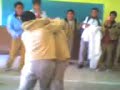 pelea dentro de la secundaria