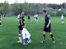 Derby i div 6. Hemmalaget jagar kvittering.