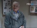 Mężczyzna trzymający niemowlę za nóżki rozrywa jego ciało na pół - to jeden z obrazków, który można oglądać w kozielskim domu kultury.