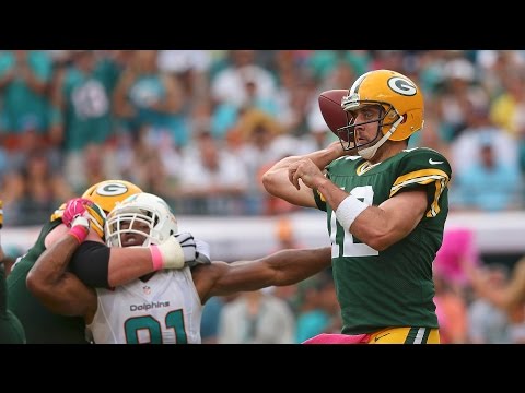 Aaron Rodgers' Fake Spike Play Helps Packers Beat Dolphins