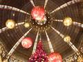dans les galeries Lafayette...