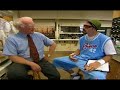 Ali G looks inside a chemistry labia Ali G looks inside a chemistry labia