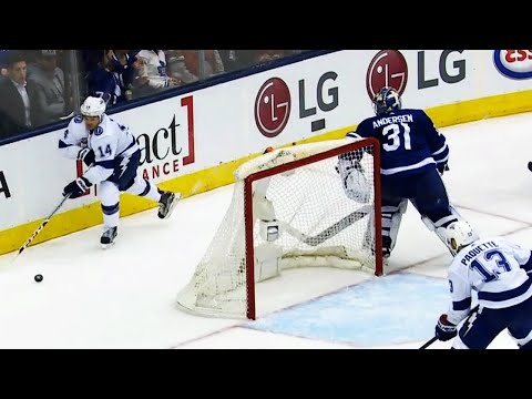 Video: Andersen’s misplay helps Lightning strike first against Maple Leafs