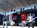 afyon kocatepe �niversitesinin d�zenledi?i bahar ?enlikleri kapsam?nda s?yah ku?ak canl? performans?,

afyon konseri 2