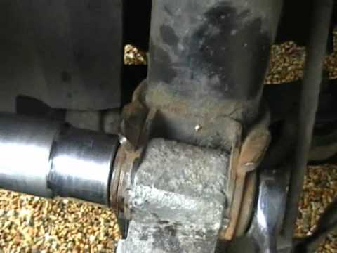 Volvo V70 Drive shaft/Half shaft axle removal/replacement info part of Vibration diagnosis