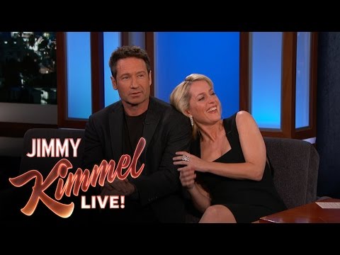 David Duchovny & Gillian Anderson Explain their 90's Tension