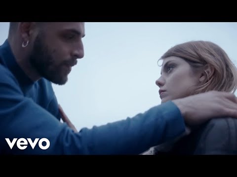 Coeur de Pirate Premonition