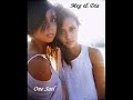 One Sail-Meg & Dia