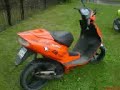 Aprilia Sr50 vs. Yamaha Neo\ Aprilia Sr50 vs. Yamaha Neo\