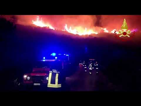 Incendio di notte Castancoli, Campo nell'Elba