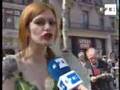 Activistas vestidas con hojas de lechuga celebran Día Sin Carne.