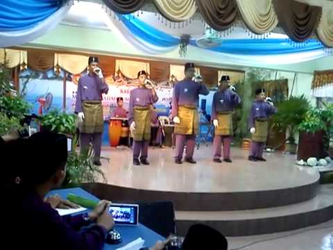 Mahmud - Keputusan Festival Nasyid Maktab Mahmud Kedah tahun 2013.. Johan: Maktab Mahmud Alor Setar Naib Johan: Maktab Mahmud Pokok Sena Ketiga: Maktab Mahmud Merbok ...
